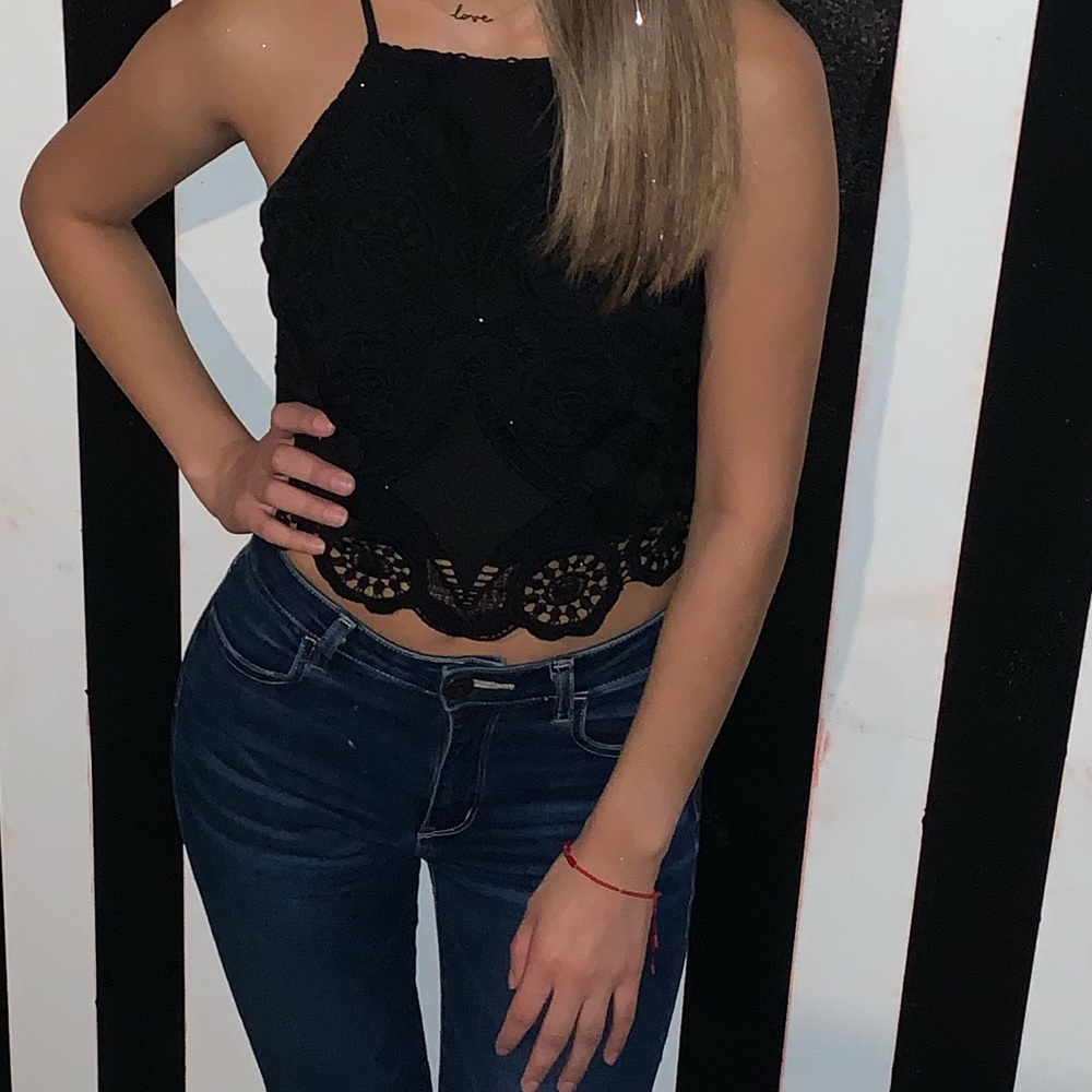 Black crop top